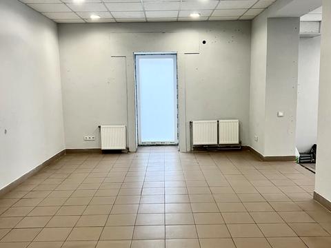 комерційна за адресою Івана Драча вул., 3