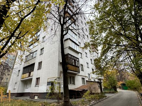 квартира за адресою Остапа Вишні вул., 9