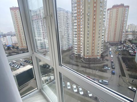 квартира за адресою Київ, Драгоманова вул., 2