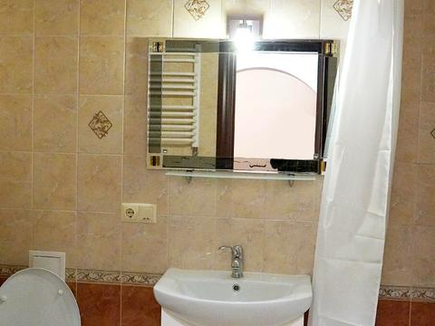 квартира за адресою Хотинська вул., 12