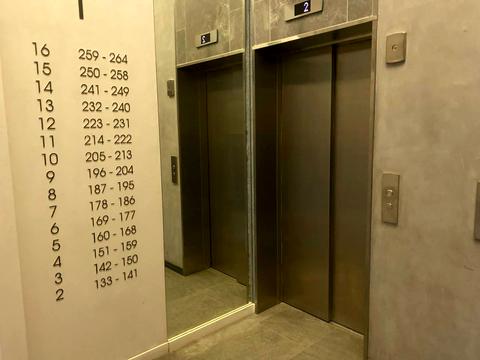 квартира за адресою Святослава Хороброго вул., 11-Б
