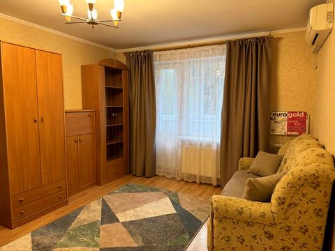 квартира за адресою Нововокзальна вул., 19