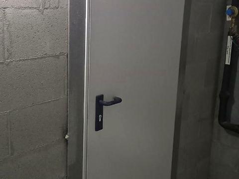 комерційна за адресою Ґарета Джонса вул. (Сім'ї Хохлових), 12