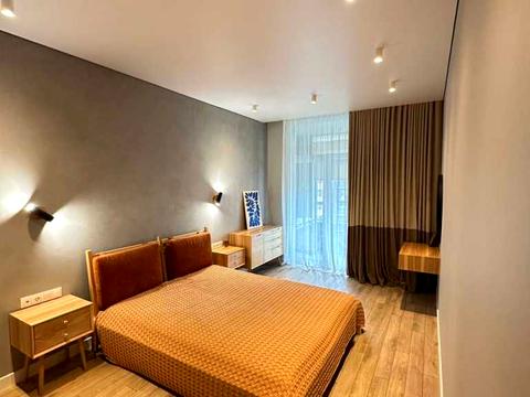 квартира по адресу Филиппа Орлика ул. (Паризької Комуни), 26