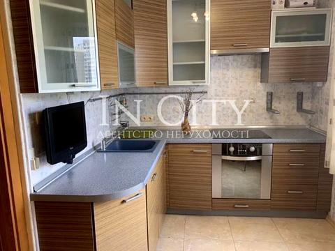 квартира за адресою Юрія Литвинського вул. (Російська), 11