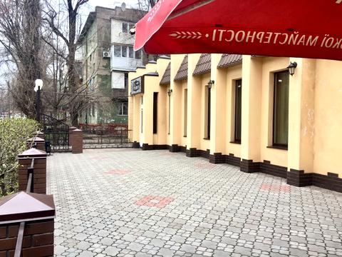 комерційна за адресою Дениса Комара вул. (Стрєльникова), 29