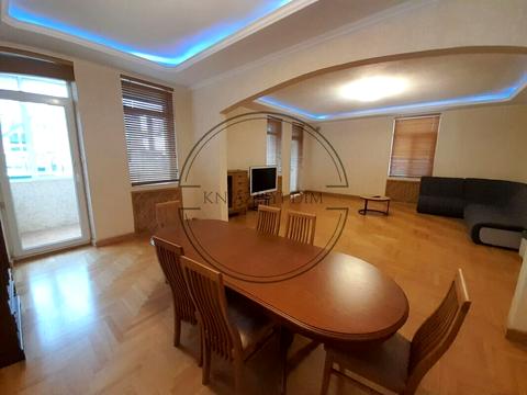 квартира за адресою Богдана Хмельницького вул., 57