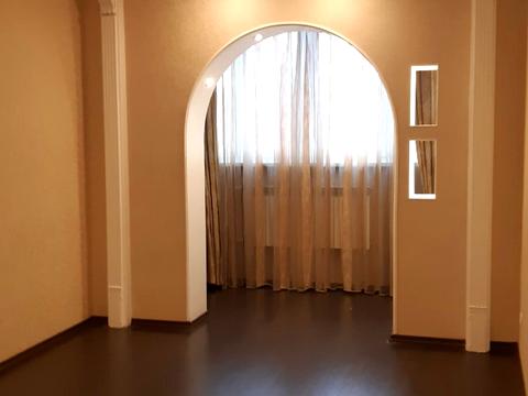 квартира за адресою Академіка Глушкова просп., 15
