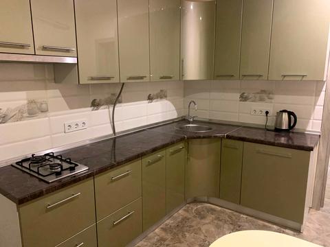 квартира за адресою щаслива, 8