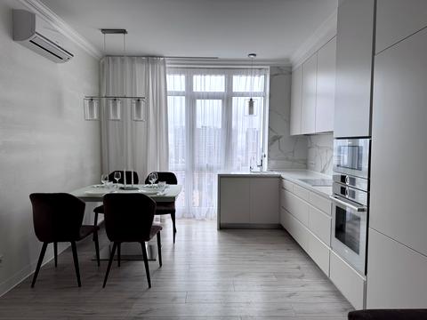 квартира за адресою Михайла Максимовича вул. (Онуфрія Трутенка), 3-Д
