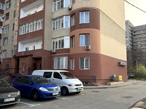 комерційна за адресою Шампанський пров., 9
