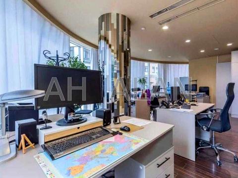 комерційна за адресою Старонаводницька вул., 13б