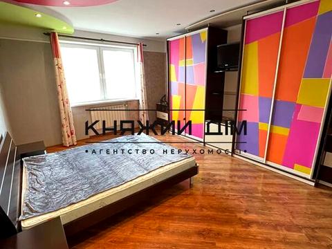 квартира по адресу Александра Мишуги ул., 8