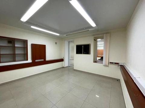 комерційна за адресою Базарна вул., 89