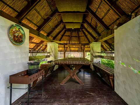 будинок за адресою вул. Заплавна, 5