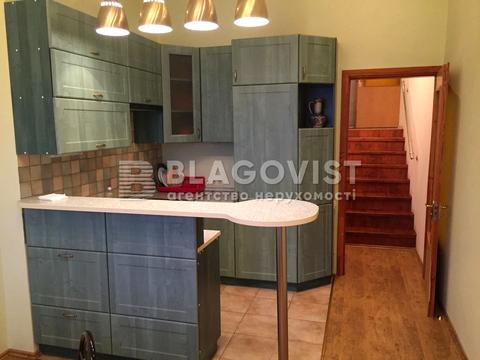 квартира за адресою Саперно-Слобідська вул., 8