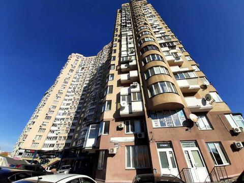 квартира за адресою Миколи Бажана просп., 1-М