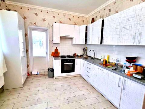 будинок за адресою м-н Лукавиця