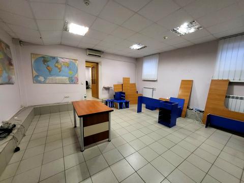 комерційна за адресою Квартальна вулиц вул. (Гладкова), 13