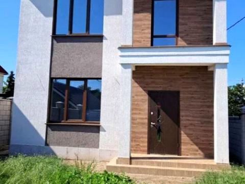 будинок за адресою Пілотна вул.