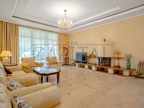 будинок за адресою Бориспільський