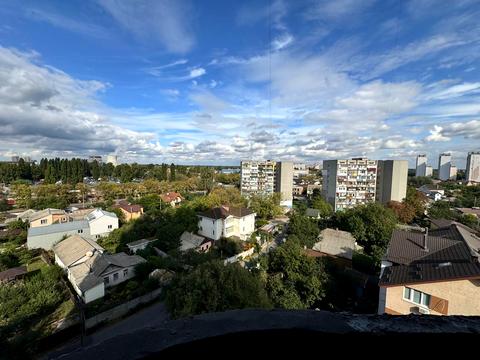 квартира по адресу Азербайджанская ул. (Бакинських Комісарів), 16/3