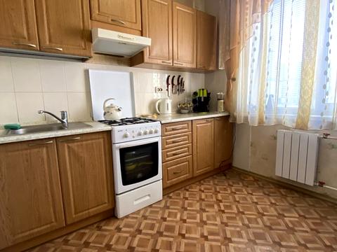 квартира за адресою Сержа Лифаря вул. (Олександра Сабурова), 5