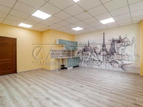 комерційна за адресою Глибочицька вул., 40