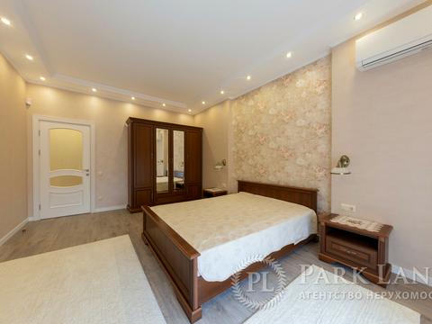 квартира за адресою Золотоустівська вул., 24а