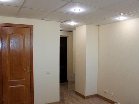 комерційна за адресою Миколи Бажана просп., 14