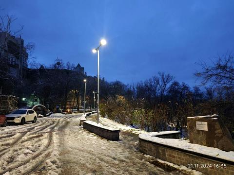 комерційна за адресою Велика Житомирська вул., 8-Б