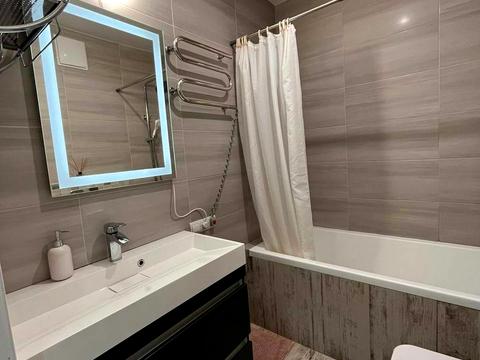 квартира за адресою Зарічна вул., 3-А