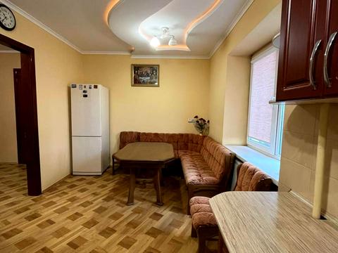квартира за адресою Білозіра, 8