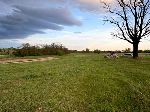 участок по адресу с. Михайловка-Рубежовка, 