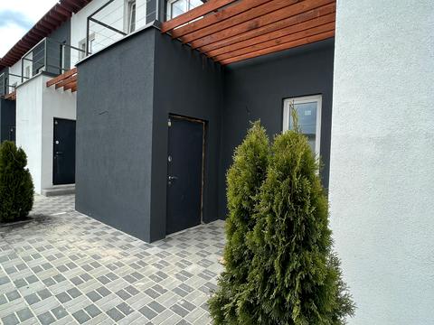 будинок за адресою вул. Весняна