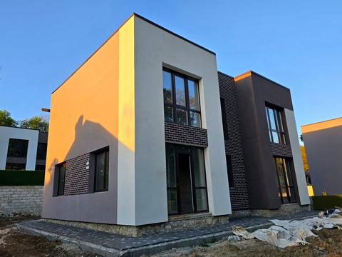 будинок за адресою Лісова вул., 2