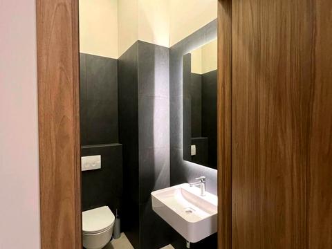 комерційна за адресою Глибочицька вул., 73