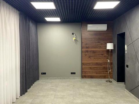 комерційна за адресою Деволанівський узвіз, 12