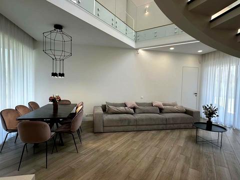 будинок за адресою Захрестова вул.