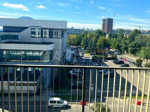 квартира по адресу Набережно-Рыбальская дорога ул., 5