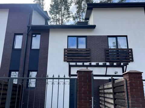 дом по адресу патріотів