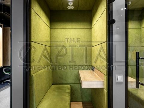 комерційна за адресою Антоновича вул. (Горького), 74