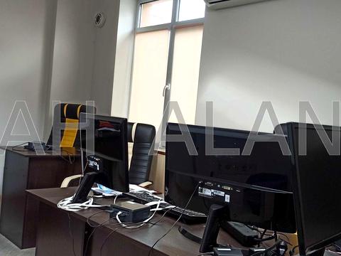 коммерческая по адресу Старонаводницкая ул., 3