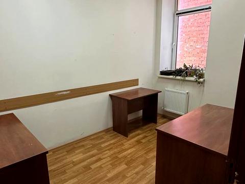 комерційна за адресою Січових Стрільців вул. (Артема), 8д