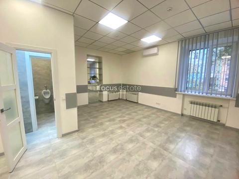 комерційна за адресою Олеся Гончара вул., 67