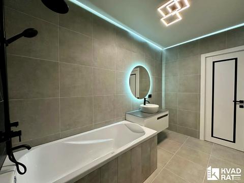 квартира за адресою Флотська вул., 10б