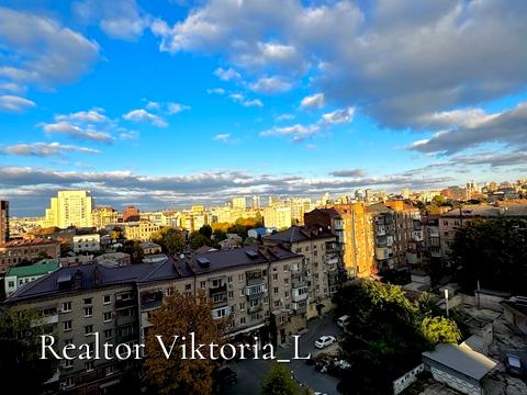 квартира за адресою Кучеревського бульв., 1