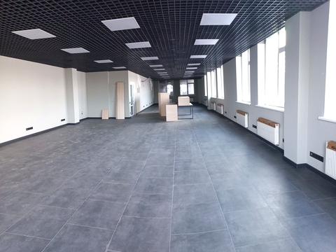 комерційна за адресою Степана Бандери просп. (Московський), 9 б