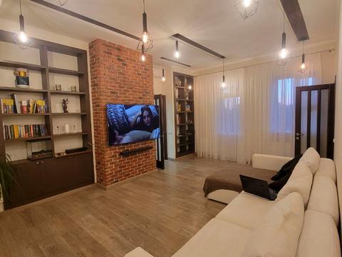 квартира по адресу Льва Толстого ул., 28