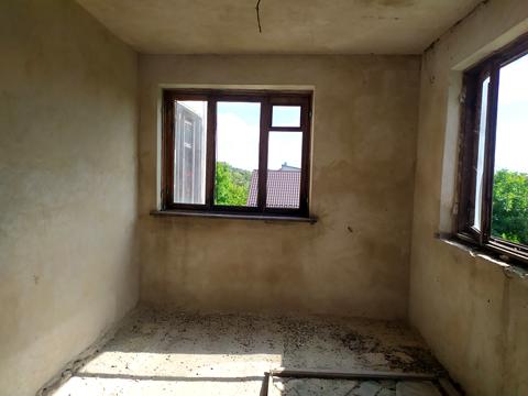 будинок за адресою Космонавтів